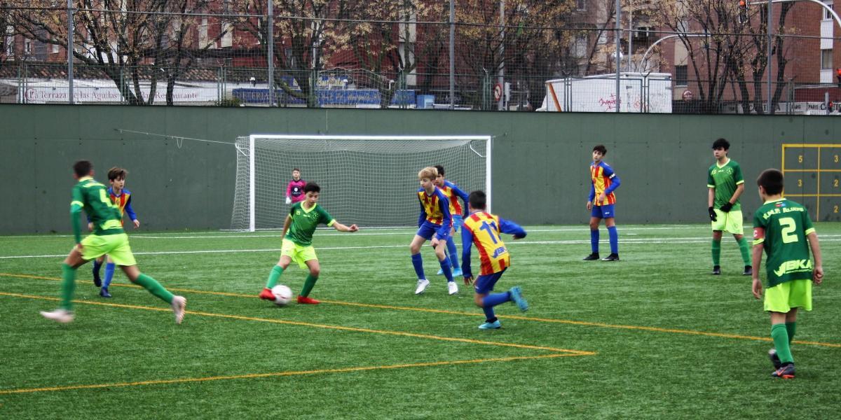 Escuela de fútbol para niños de 2 a 3 años en Madrid